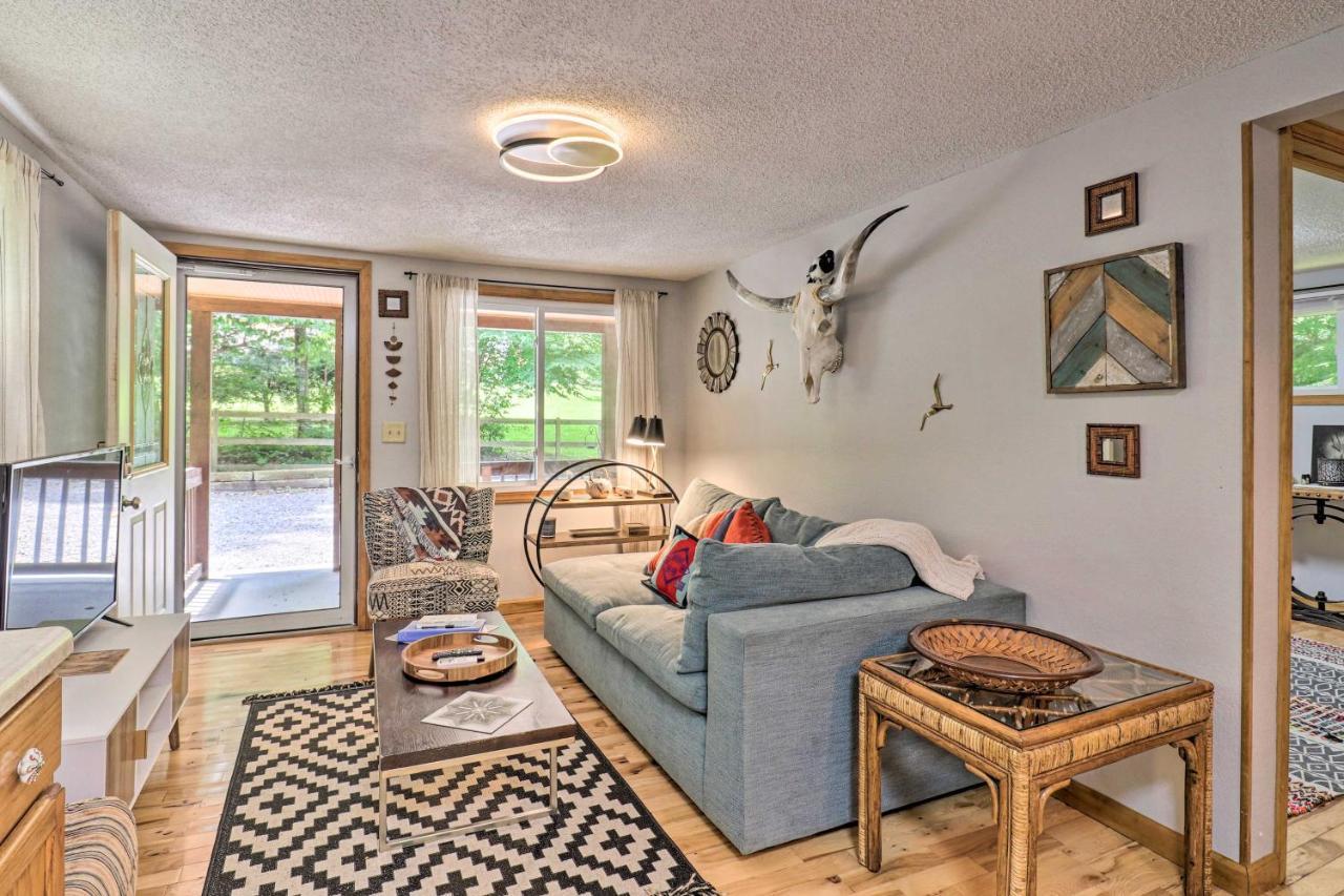 Hidden Creekside Cottage with Hot Tub&Grill! Maggie Valley Buitenkant foto