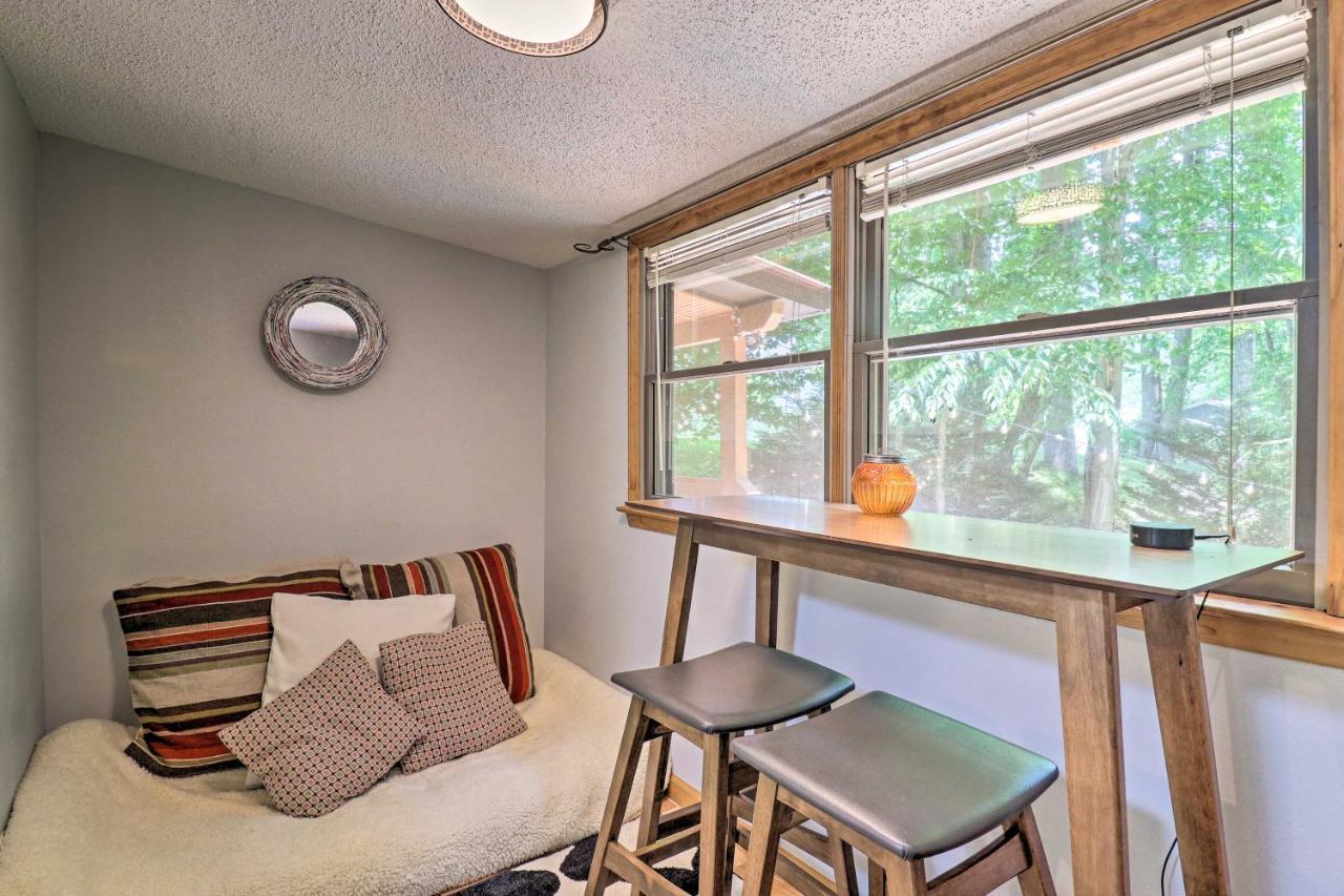 Hidden Creekside Cottage with Hot Tub&Grill! Maggie Valley Buitenkant foto