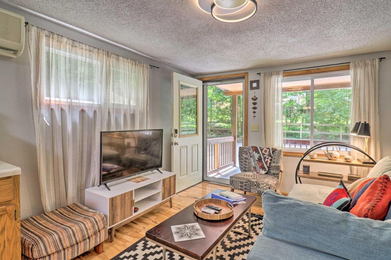 Hidden Creekside Cottage with Hot Tub&Grill! Maggie Valley Buitenkant foto